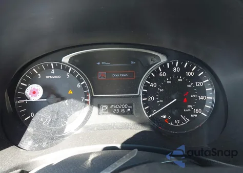 2013 Nissan Pathfinder Sl z USA, uszkodzony, nr VIN 5N1AR2MN9DC660680